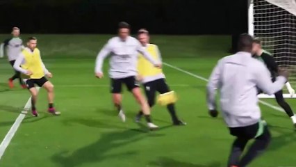 Torres eski günleri hatırlattı! Antrenmanda birbirinden güzel goller...