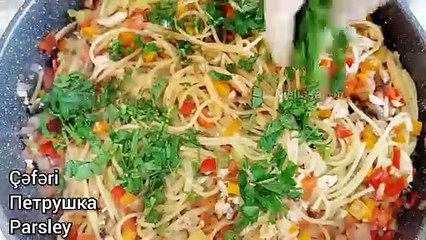 2 DAKİKADA Tek Tavada RESTORANLARDA PAHA satılan MAKARNA YEMEĞİ!