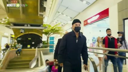 Maluma vio el estreno de su película en una sala de cine de Medellín