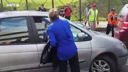 Se tiró en los grados del hijo Conductor arrolló a varias personas en el Movistar Arena en Bogotá