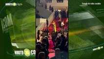 Influencer ucraniana se baña en sangre en la alfombra roja del Festival de Cannes a modo de protesta