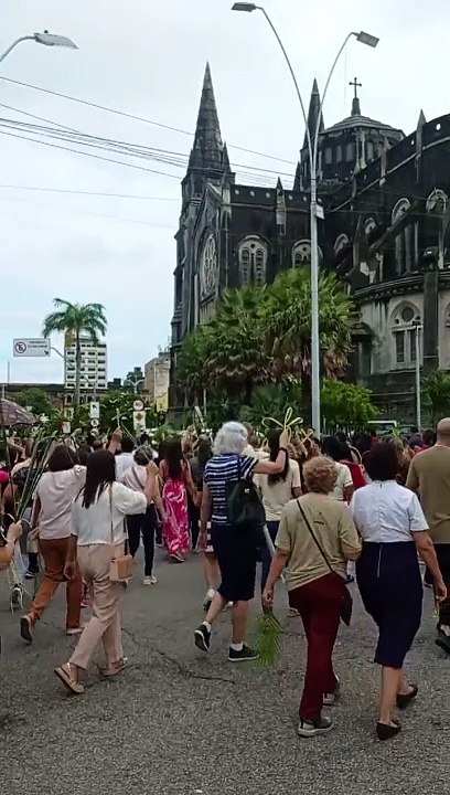 Procissão de Domingo de Ramos em Fortaleza