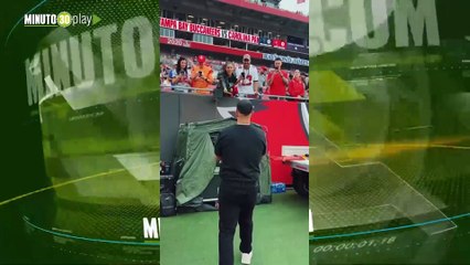 Karol G y Daddy son aplaudidos por reacción con fans, ¿nada que ver con Bad Bunny