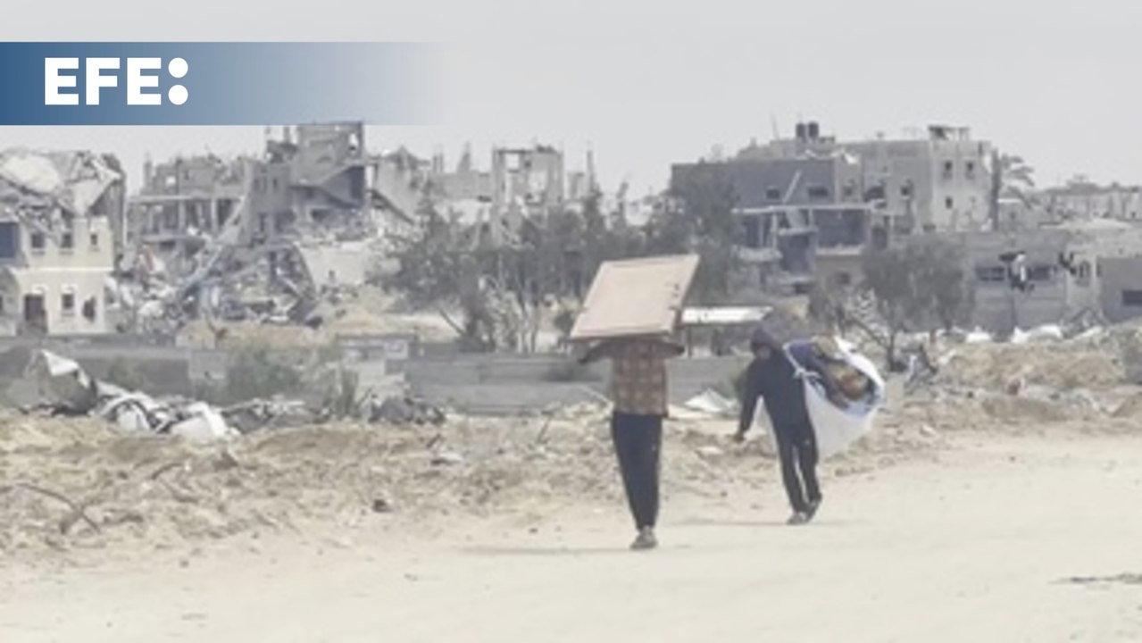Israel obliga a un desplazamiento forzoso de los gazatíes por los ataque en Jan Yunis