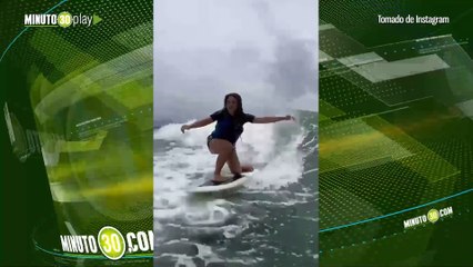 La reina del mar Llueve, truene o relampaguee Shakira mostró sus dotes surfeando