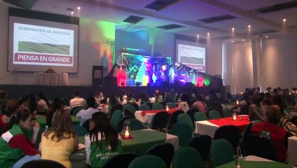 13-12-17 Asi fue el cierre del Programa Buen Comienzo en Medellin