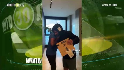 Maluma puso a sudar y llorar a domiciliario que le llevó la comida