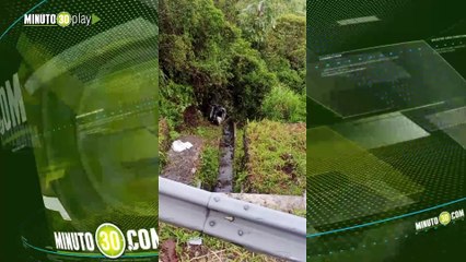 Accidente vehículo perdió el control en la autopis