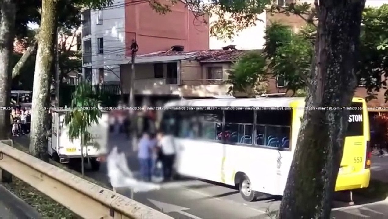 13-07-18  bus 3-4