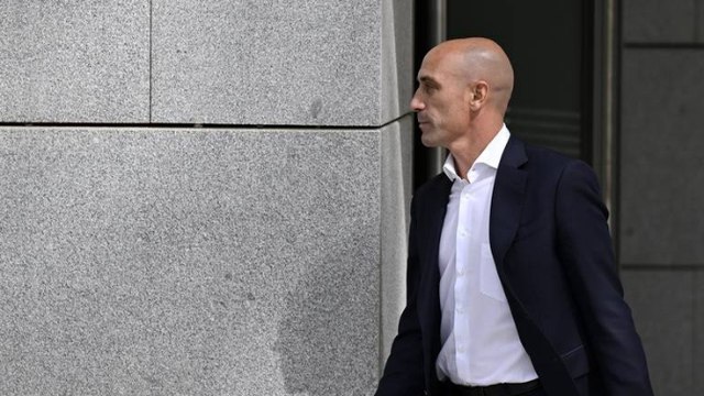 Estaría inmerso desde 2022 : Rubiales y una constructora española, en el foco tras la creación de 60 apartamentos de lujo en República Dominicana