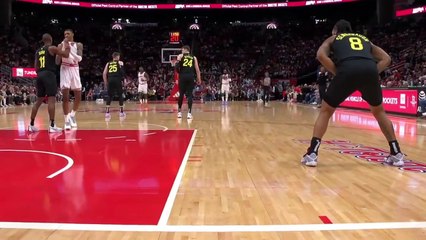NBA: ¡Pelea entre Jabari Smith y Kris Dunn que termina en suspensión!