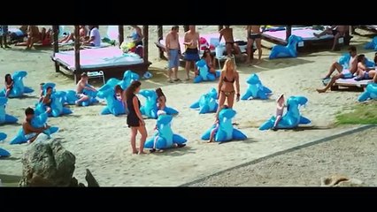 E io non pago - L'Italia dei furbetti | movie | 2012 | Official Trailer