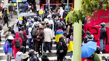 Protestas en Medellín denuncian ataques a un carro particular y daños a una cámara LPR