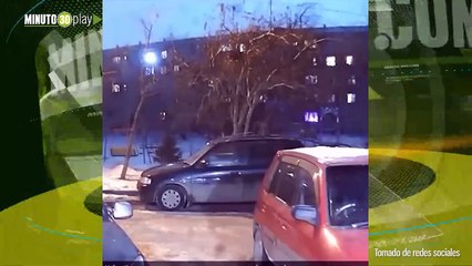Meteorito sobrevoló en cielo de una ciudad Rusia y se estrelló a las afueras