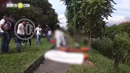 muerto en el río medellín a la altura de Colombia