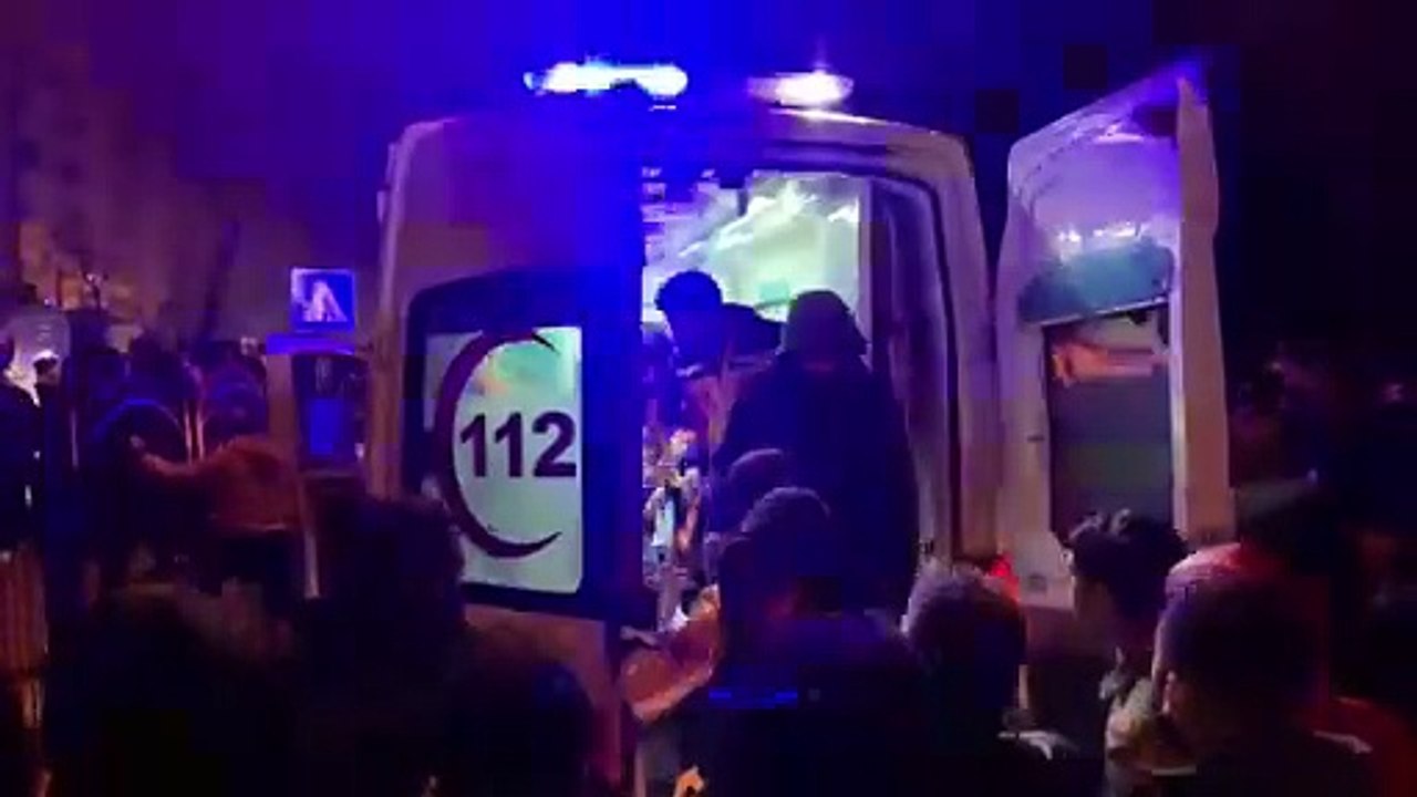 Casi 1800 muertos por el sismo al menos 1014 en...