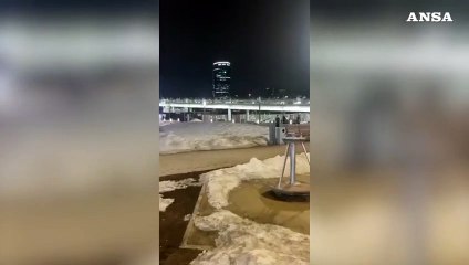 Sparatoria a Mosca, il pubblico in fuga dalla sala da concerto