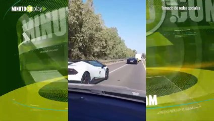 Imprudencia letal en una ruta de coches de lujo en Cerdeña muere una pareja que iba en un Ferrari Italia