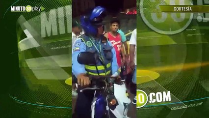 Agente de Tránsito le sacó pistola a un conductor