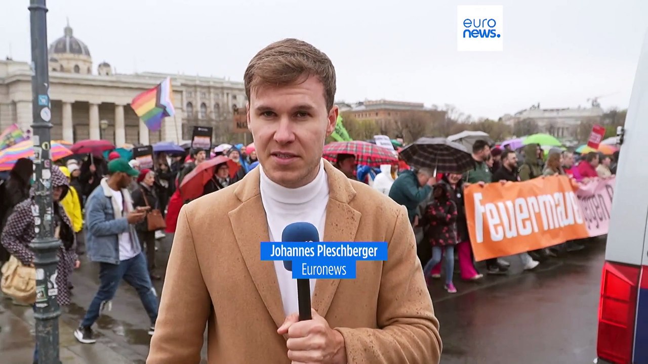 Keine Toleranz gegenüber Intoleranten: Österreicher demonstrieren gegen die FPÖ