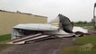 7-25-2020 Puerto Mansfield, Tx El huracán Hanna arranca un edificio de metal, daños,  vientos intensos