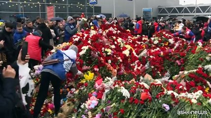 Attacco a Mosca, in tribunale i 4 sospettati. Sale allarme terrorismo