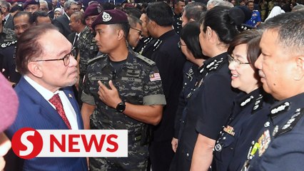 Do not let corruption entrench itself among the police, says Anwar