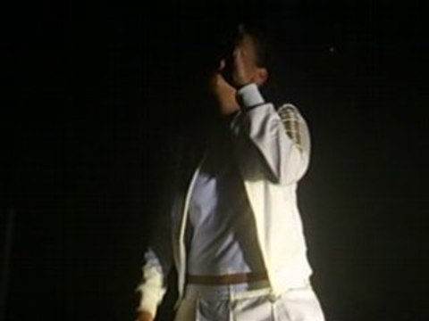 Amel Bent (Bordeaux) Je reste seule