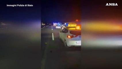 Pullman coinvolto in incidente sulla A1, morto un passeggero di 19 anni