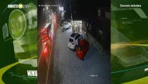 Cuidado Ladrones están rompiendo las ventanas de los carros para robar
