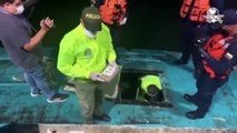 Policía de Colombia intercepta submarino del #CJNG con una tonelada de cocaína