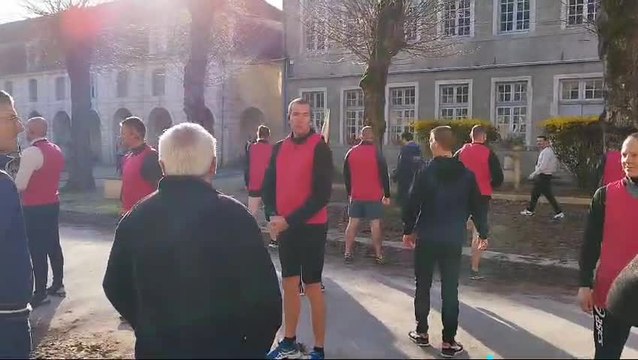 Le premier relayeur est parti pour le test du relais de la flamme olympique dans l'Aube