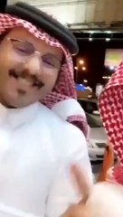 لحظات مؤثرة لأسرة سعودية بعد تبنيهم لطفل يتيم