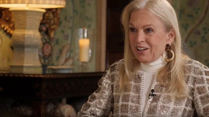 Us Ambassador Jane Hartley Brews Up Tea V Coffee Truce Amid Transatlantic Tensions