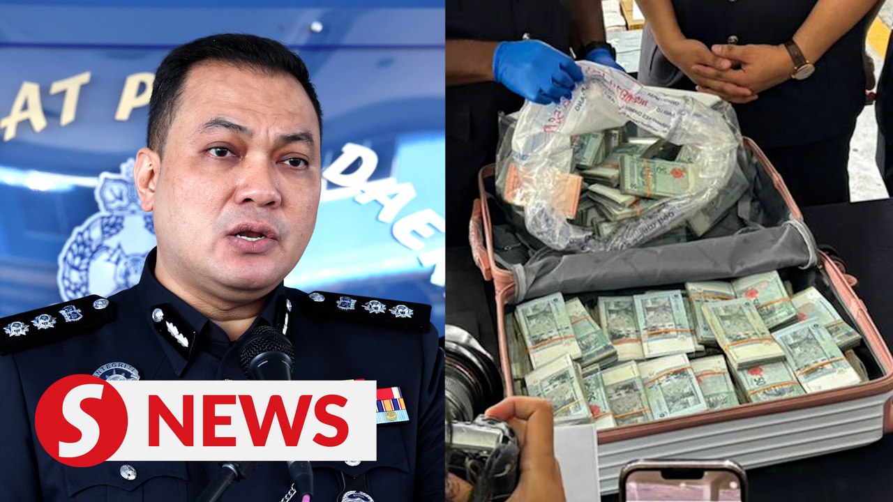 Owner of suitcase containing half a million ringgit yet to provide statement, say cops