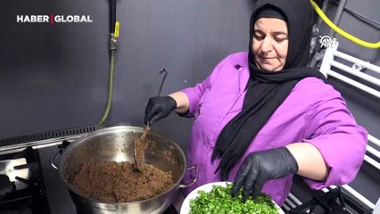 Güneydoğu'nun tescilli lezzetleri Ramazan'da iftar sofraları için hazırlanıyor
