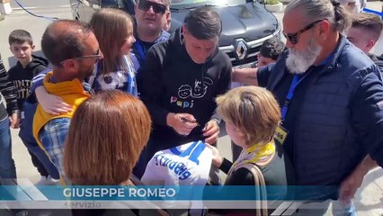Applausi e cori da stadio per il vice presidente dell’Inter Javier Zanetti a Sant’Agata Militello