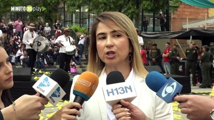 Autoridades acompañaron a los niños de La 13 a regresar a clases