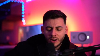 Jeck chante son tube "Parapluie" en live acoustique
