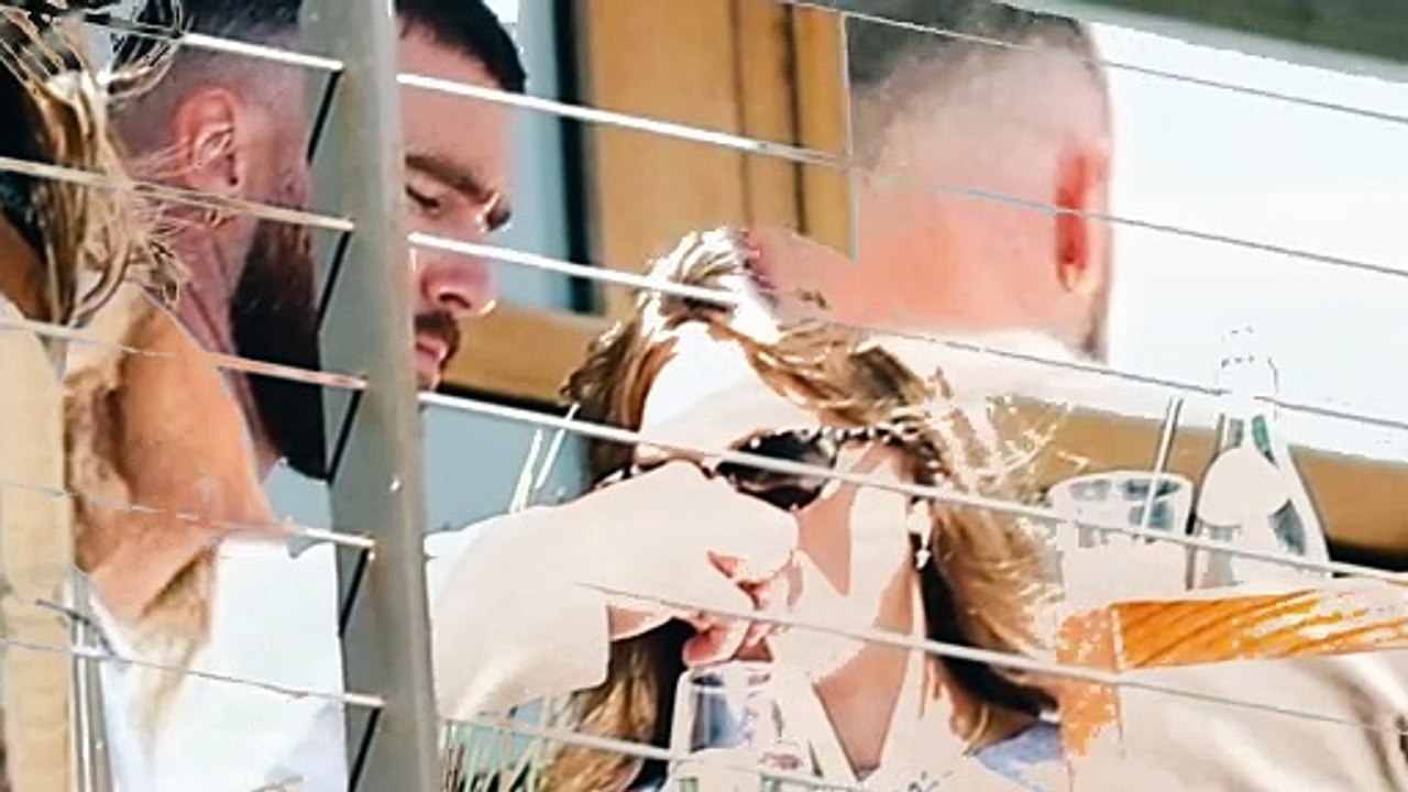 "Taylor Swift and Travis Kelce Enjoy Malibu Lunch Date After Bahamas Vacation