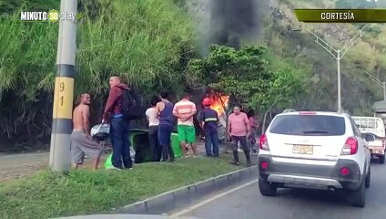 Volqueta se incendió bajando al túnel de Occidente