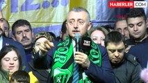 Kocaeli Büyükşehir Belediye Başkanı Tahir Büyükakın, Cumhurbaşkanı Erdoğan tarafından aday gösterilmesinin ardından coşkuyla karşılandı