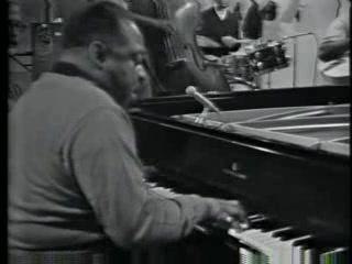 Count Basie Quartet - Blues