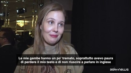 La regista di "Anatomia di una caduta" si commuove per i Golden Globe