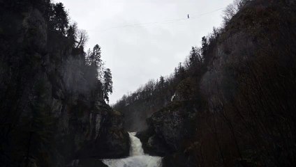 Allan Cahorel, au-dessus de la cascade de la Billaude au Vaudioux - janvier 2024