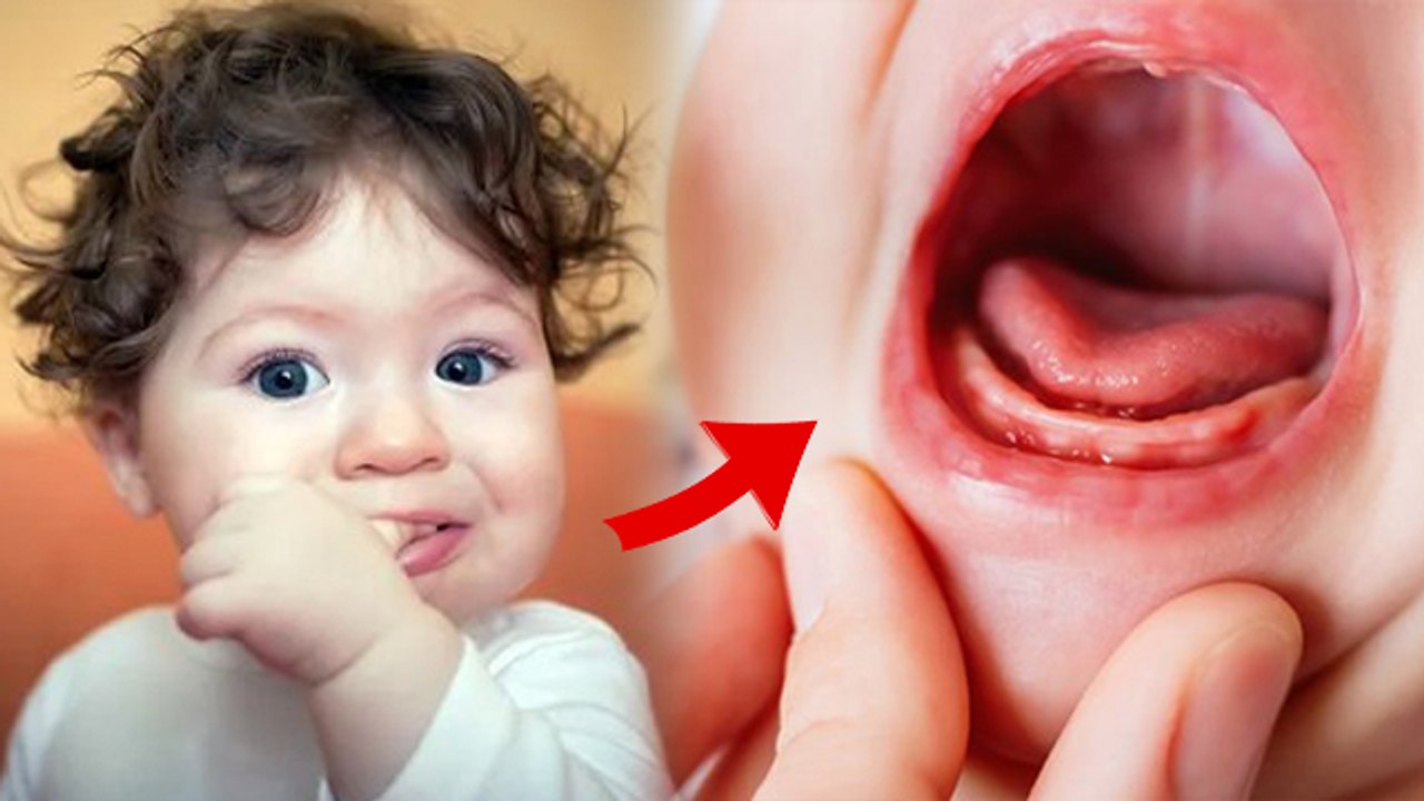 Bache Muh Me Hath Kyu Dalte Hai | Baby Putting...