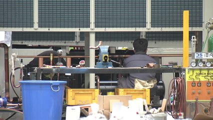 고용보험 가입자 증가 폭 34개월 만에 최소...절반은 외국인 / YTN