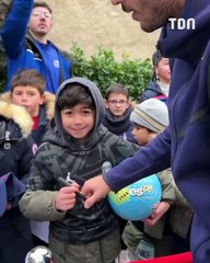 Croyant acheter 15 billets pour Revel – PSG, il s’est trompé de sport !