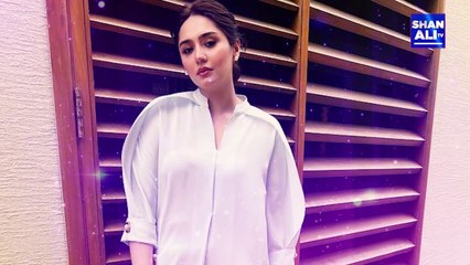 Discover the Inspiring Life Story of Pakistani Actress Durefishan Saleem 🎬