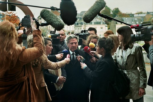 Daniel Auteuil et Emmanuelle Devos pris au piège par Un silence